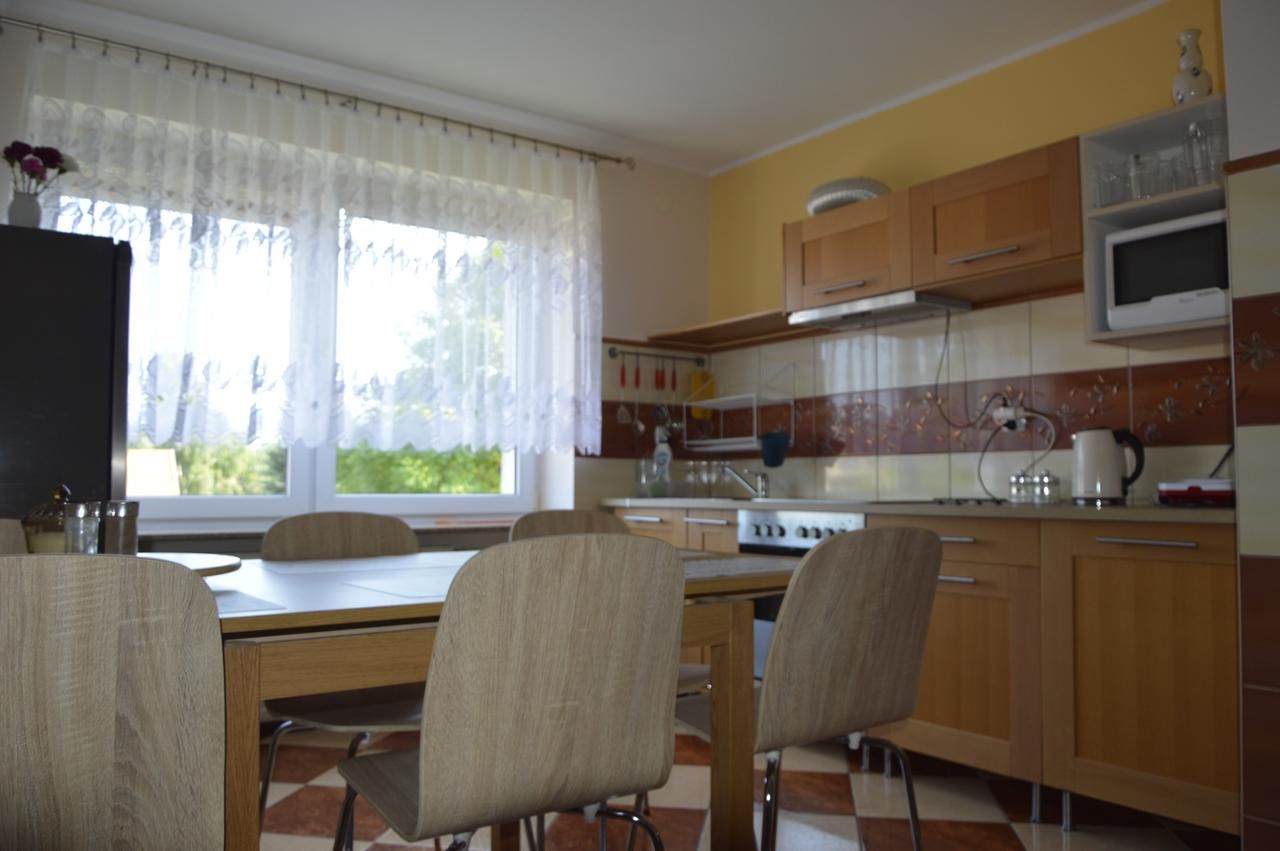 Проживание в семье Apartamenty i pokoje u Kryni Штутово-42